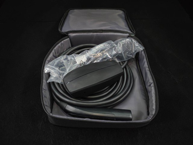 Used 2026 Tesla Model Y 2WD image 33
