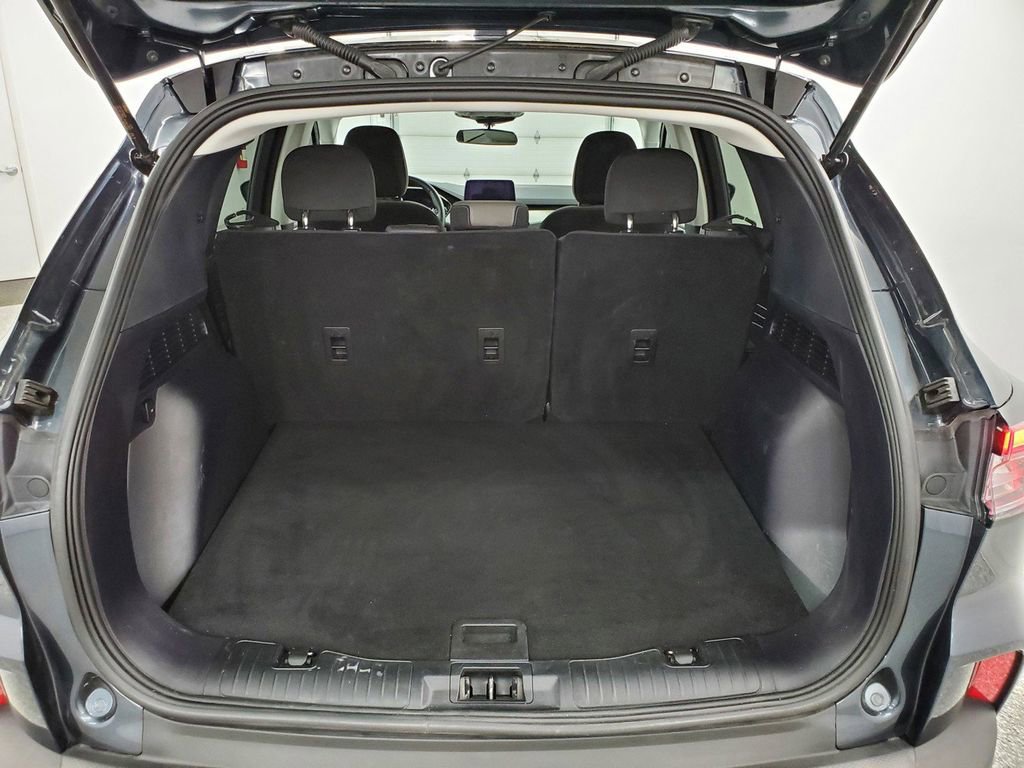 Used 2022 Ford Escape SE w/ Cold Weather Package AWD/4WD image 21