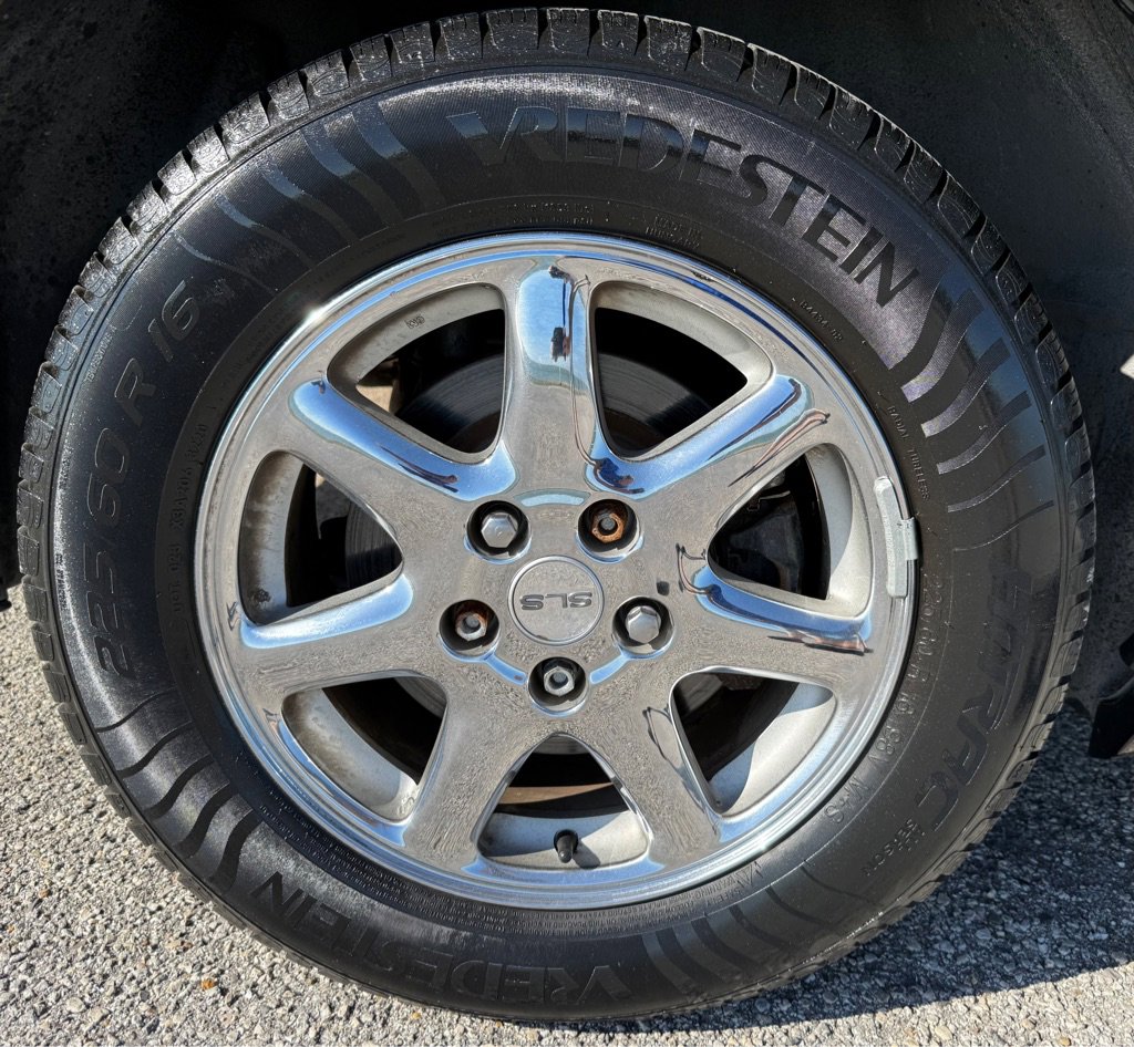 Used 2004 Cadillac Seville SLS w/ Preferred Equipment Group image 22