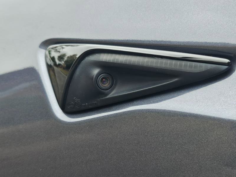 Used 2022 Tesla Model X image 33