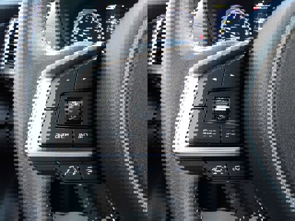 Used 2024 Subaru Forester Touring w/ Convenience Package image 19