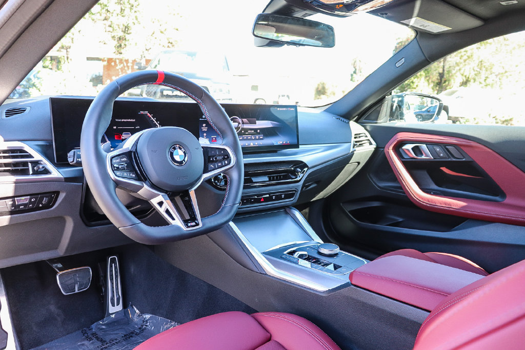 Used 2025 BMW M240i Coupe RWD image 12