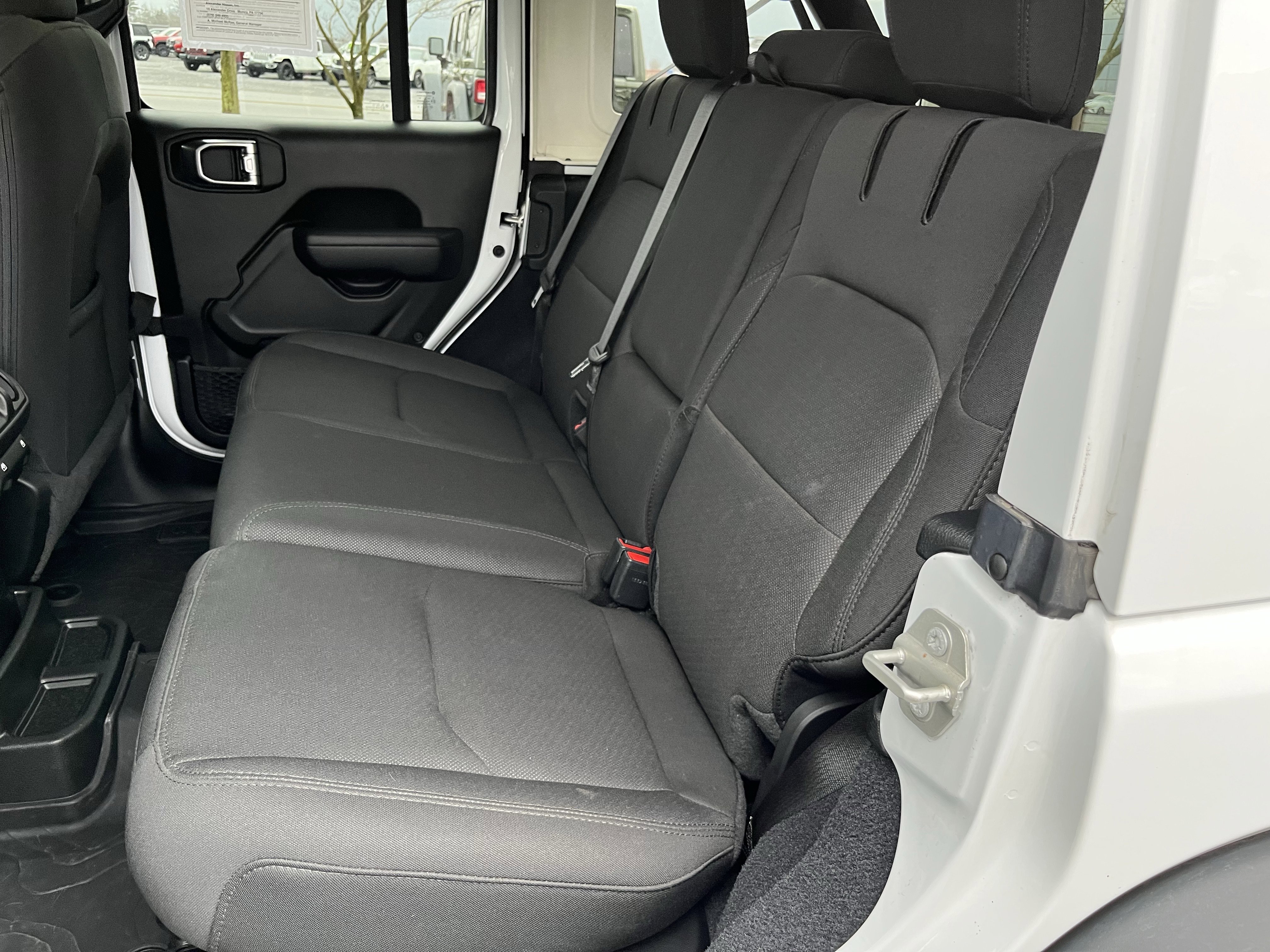 Used 2023 Jeep Wrangler Willys 4xe w/ Sun & Screen Package image 15