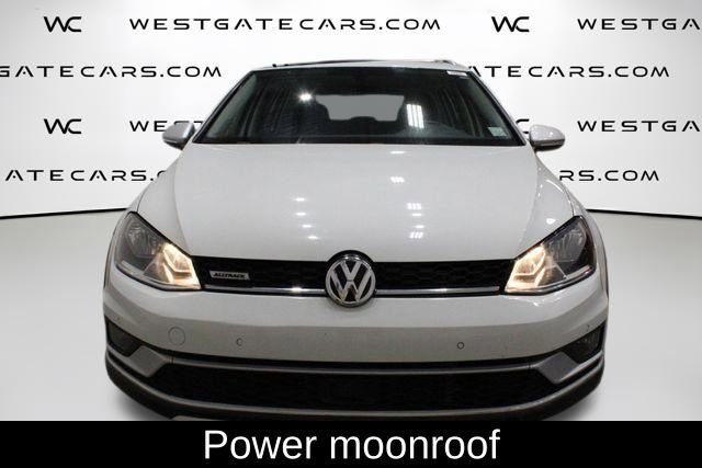 Used 2017 Volkswagen Golf Alltrack SE image 4