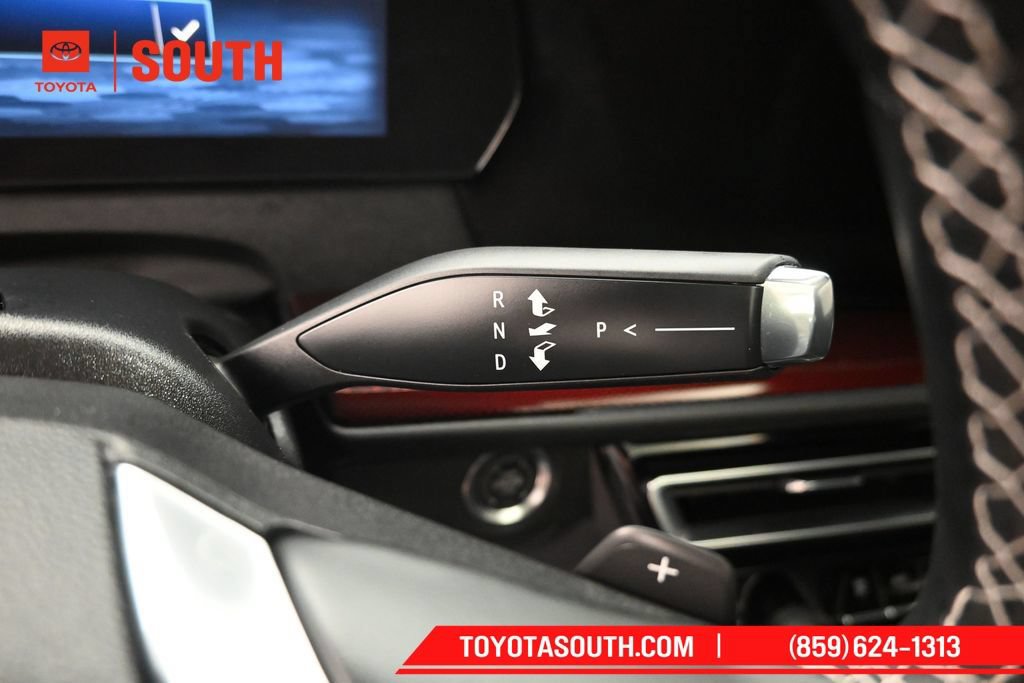 Used 2026 Chevrolet Traverse Z71 w/ Enhanced Driving Package AWD/4WD image 26