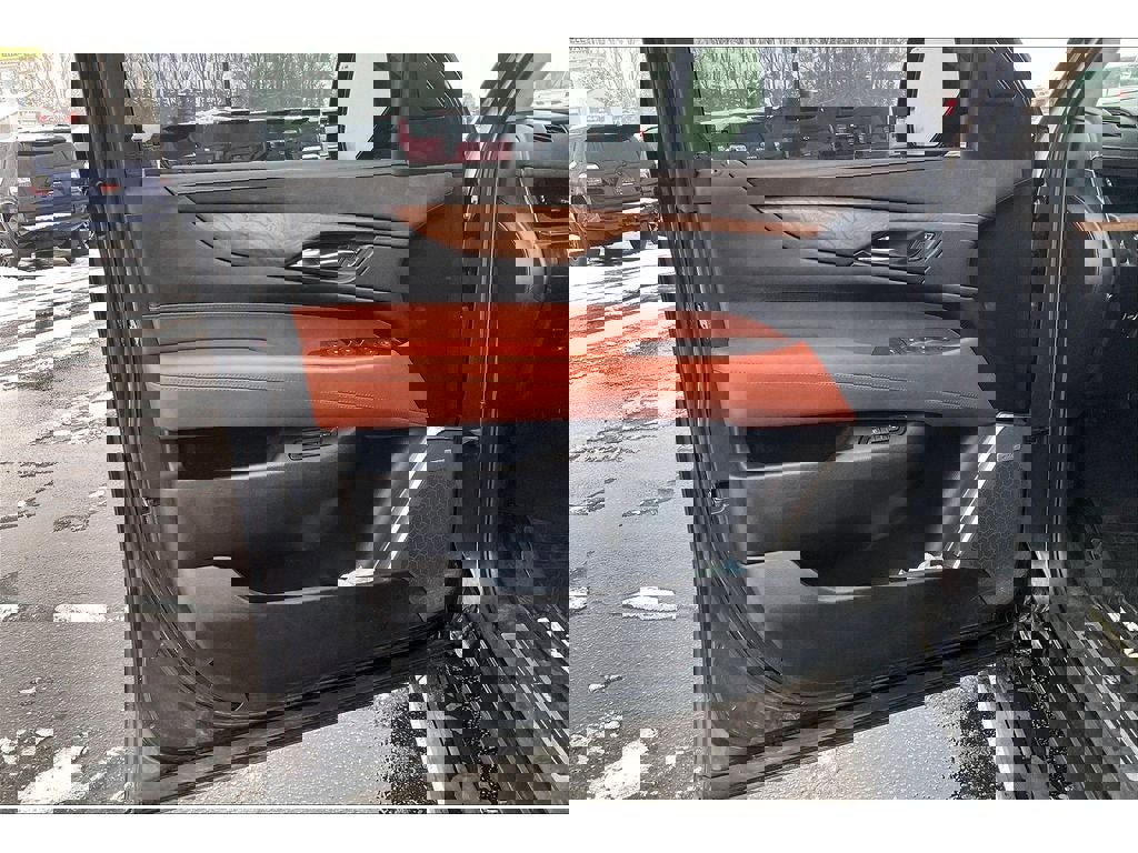 Used 2016 Cadillac Escalade Premium image 24