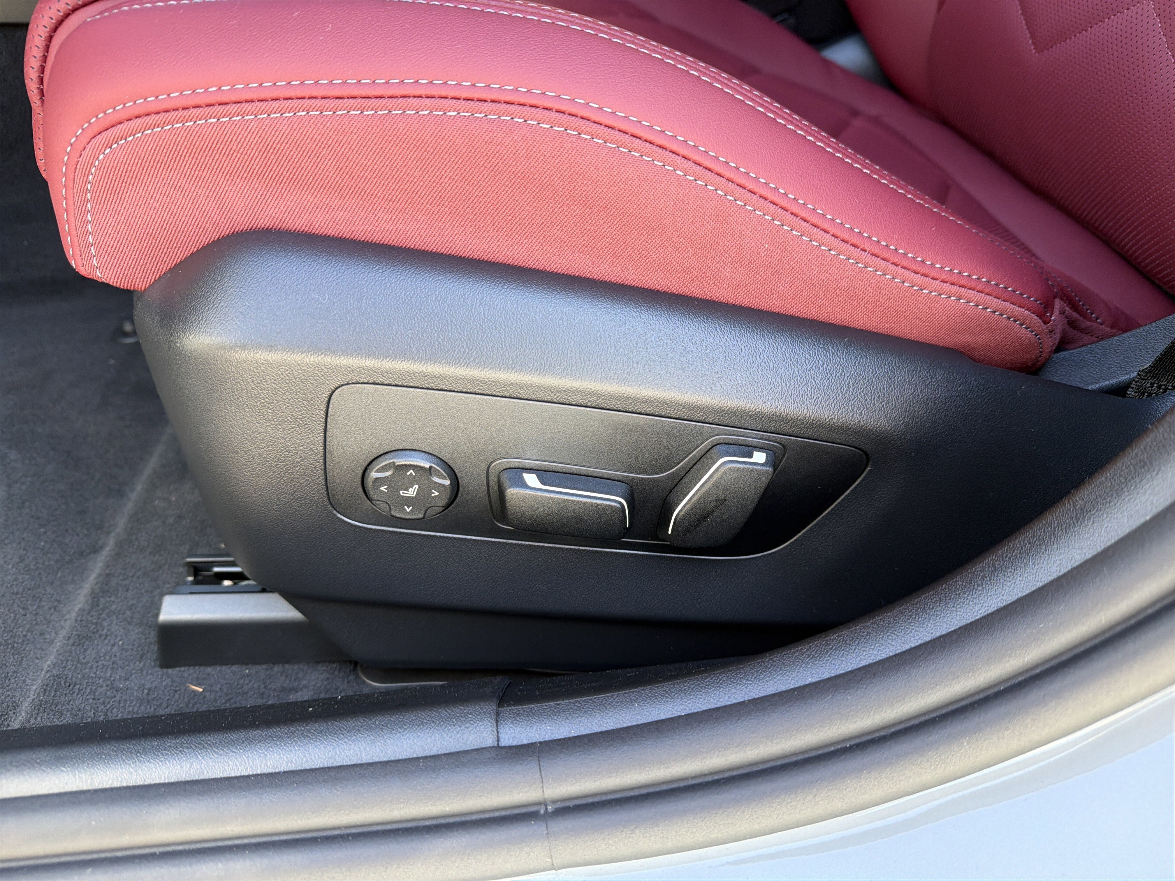 New 2026 BMW 530i w/ M Sport Package image 21