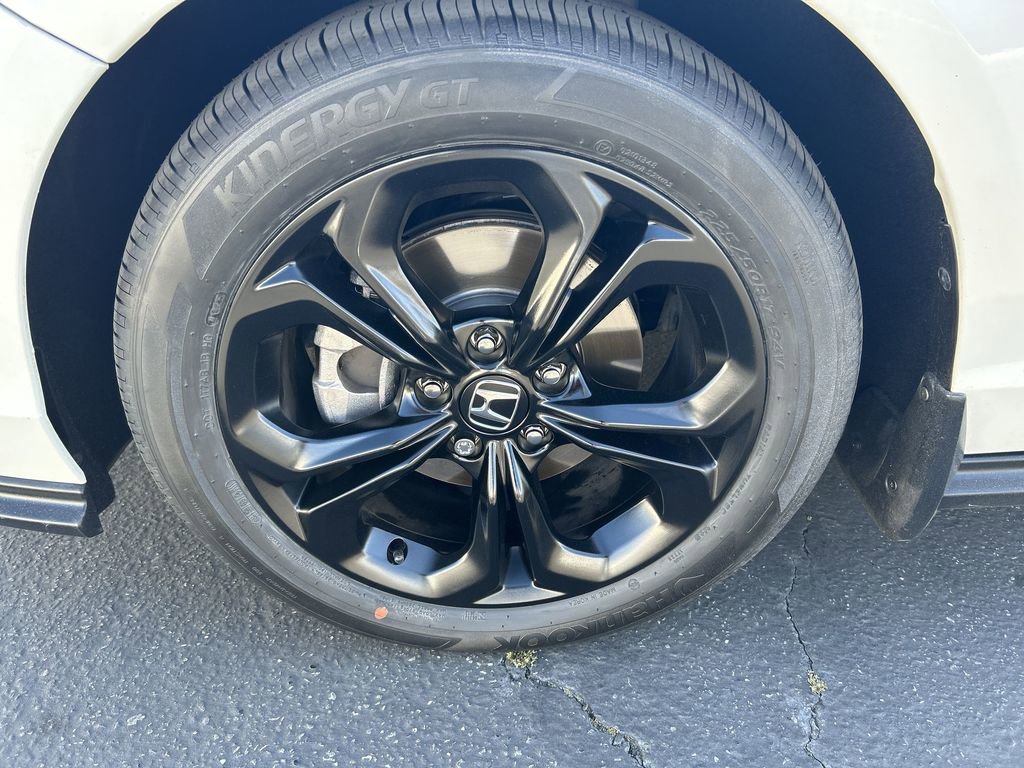 Certified 2025 Honda Accord SE image 10