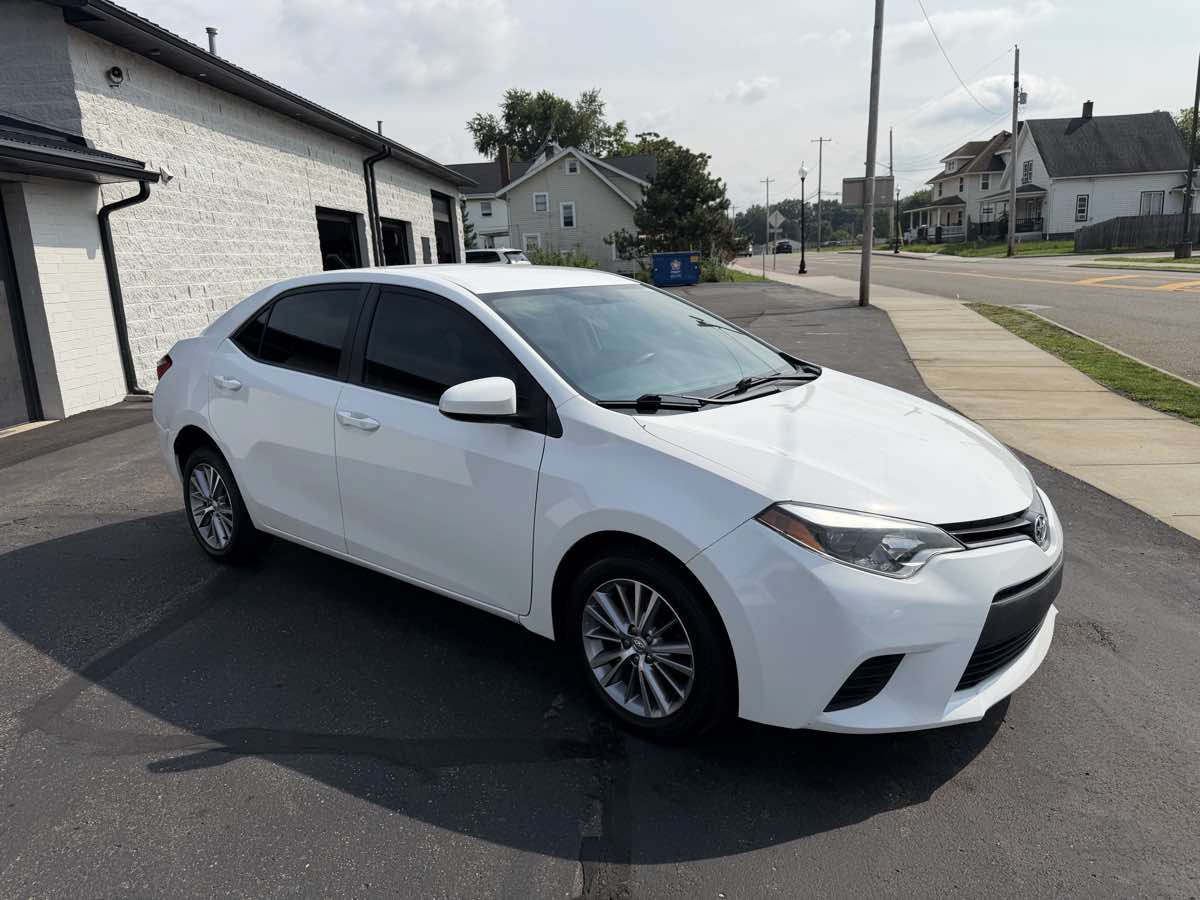 Used 2014 Toyota Corolla LE FWD image 6