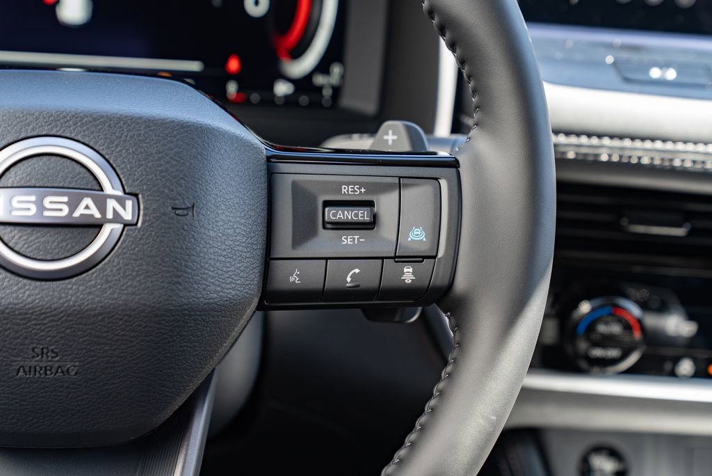 New 2026 Nissan Rogue Platinum AWD/4WD image 15