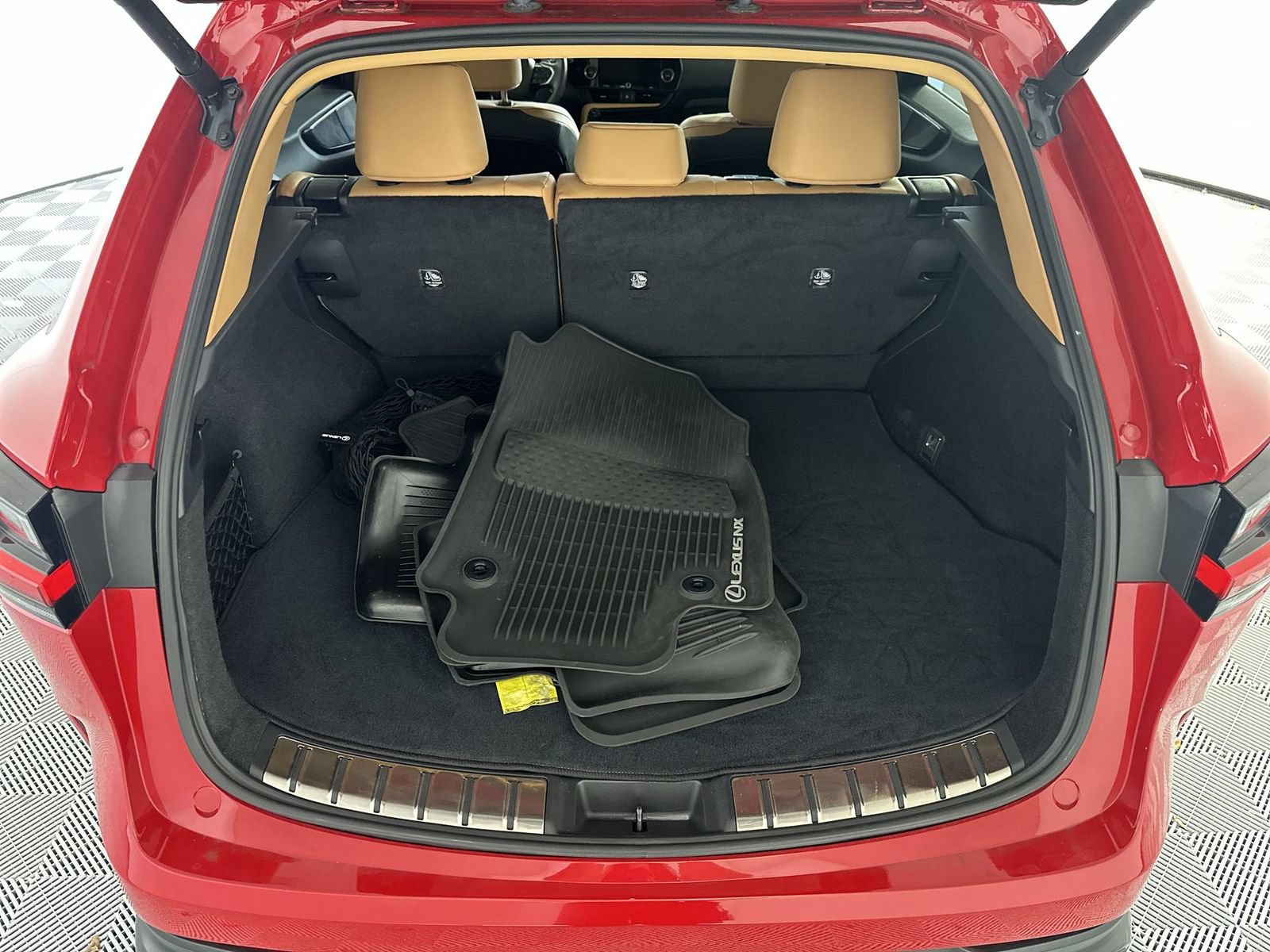 Used 2023 Lexus NX 250 FWD w/ Towing Package (2000 Lbs) image 25