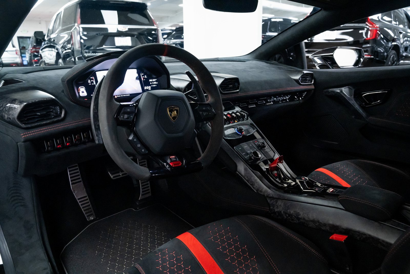 Used 2018 Lamborghini Huracan Performante image 23