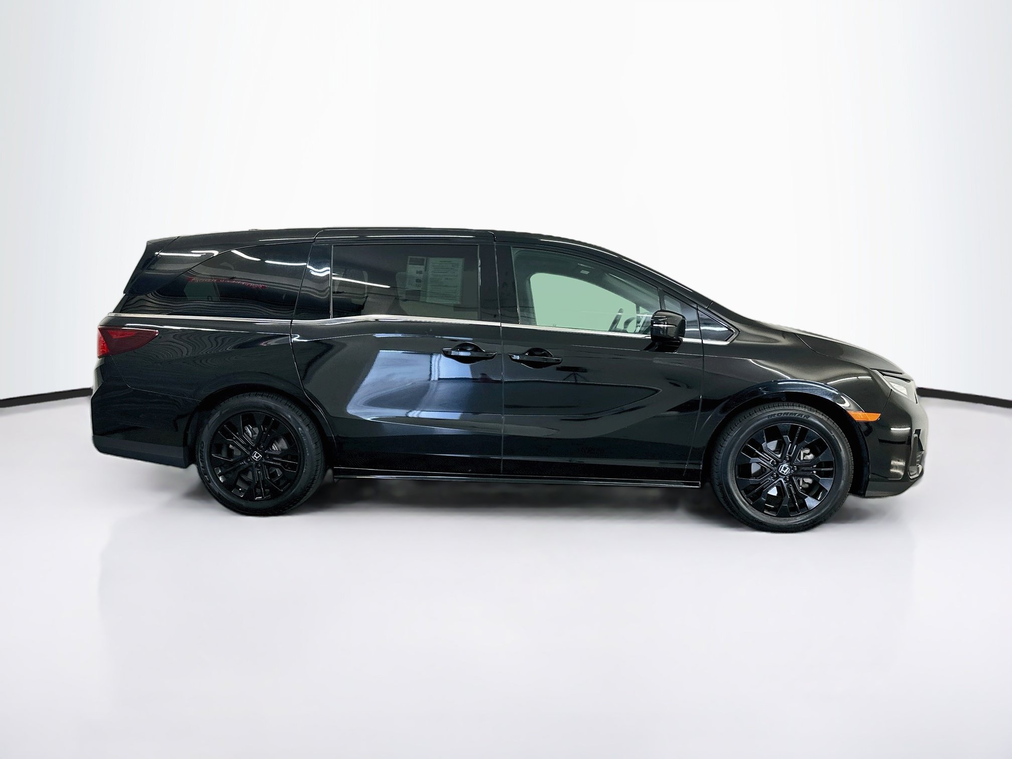 Used 2025 Honda Odyssey Sport-L image 10