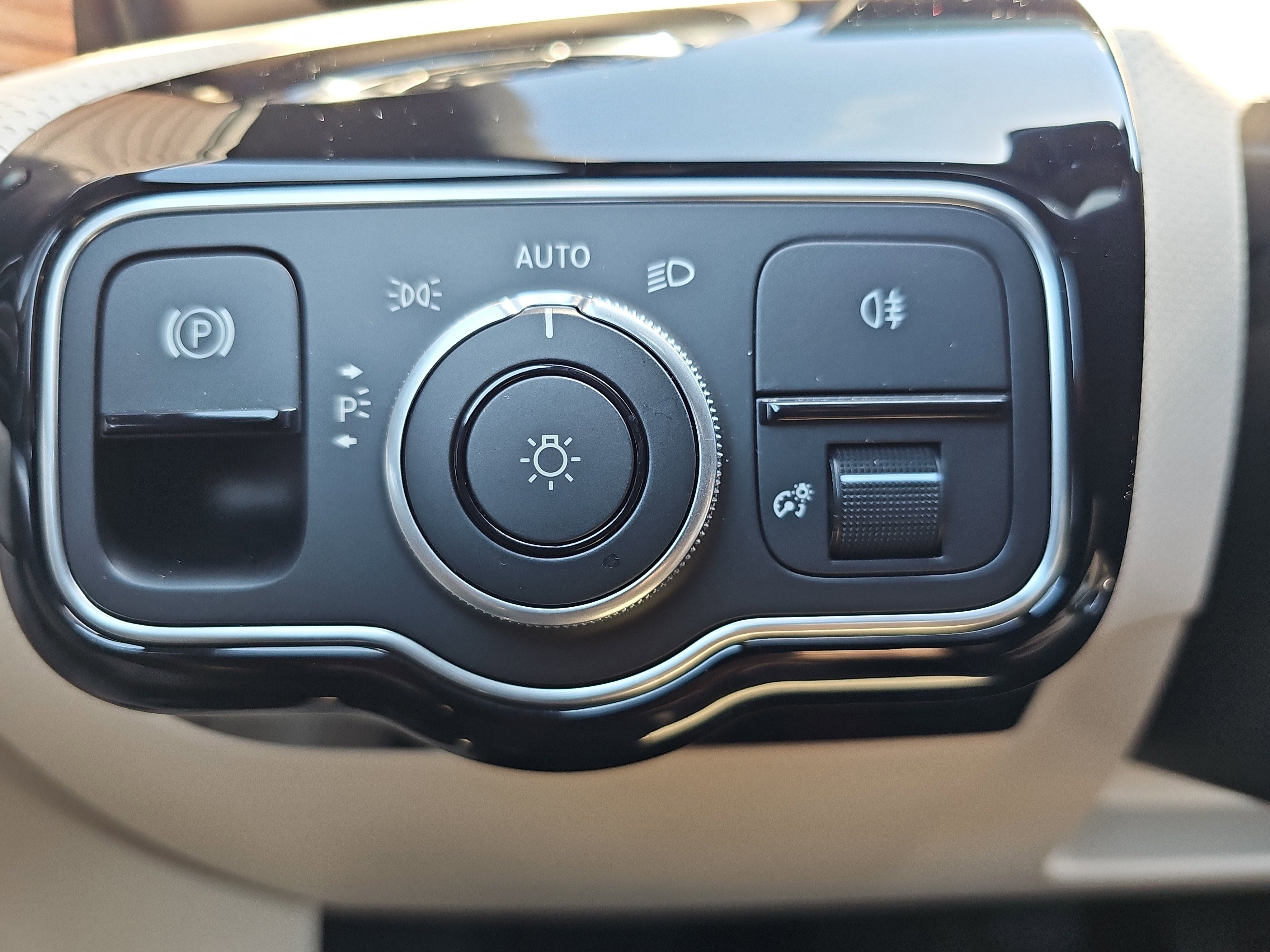 Certified 2026 Mercedes-Benz CLA 250 4MATIC image 27