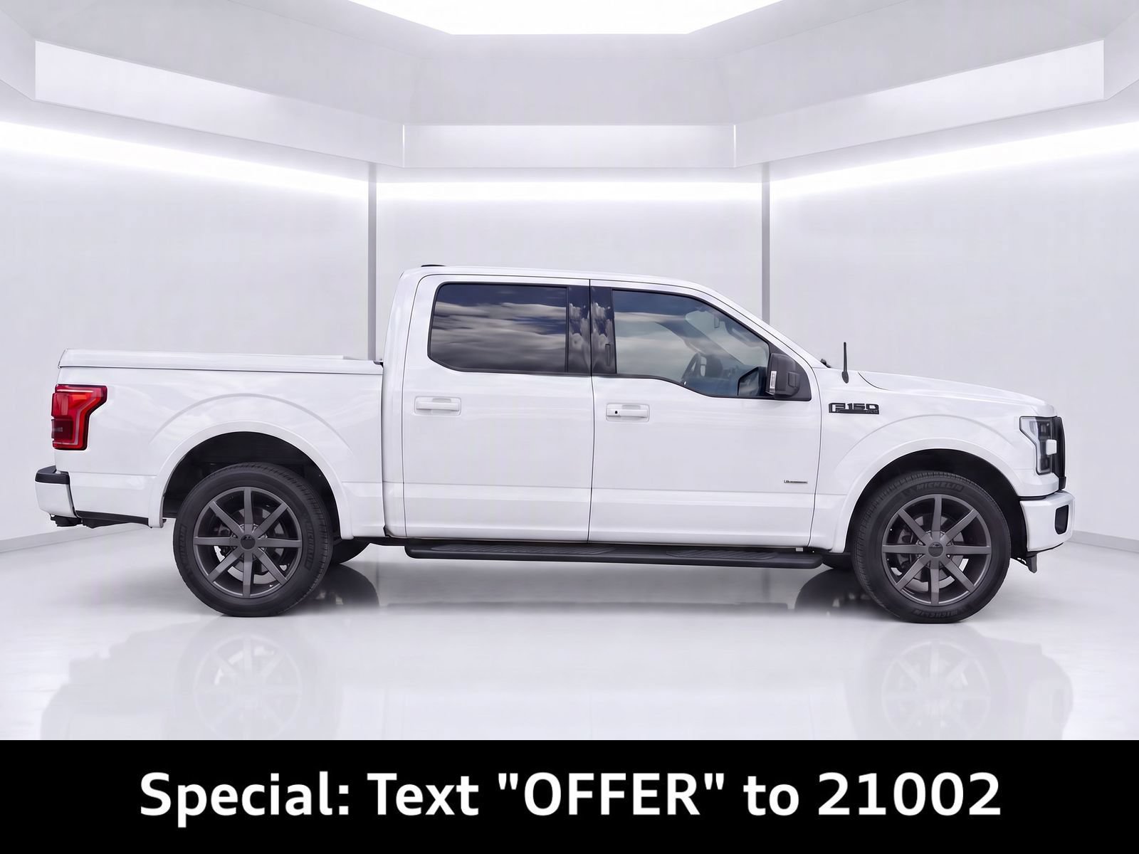 Used 2015 Ford F150 Lariat w/ Equipment Group 502A Luxury RWD image 3