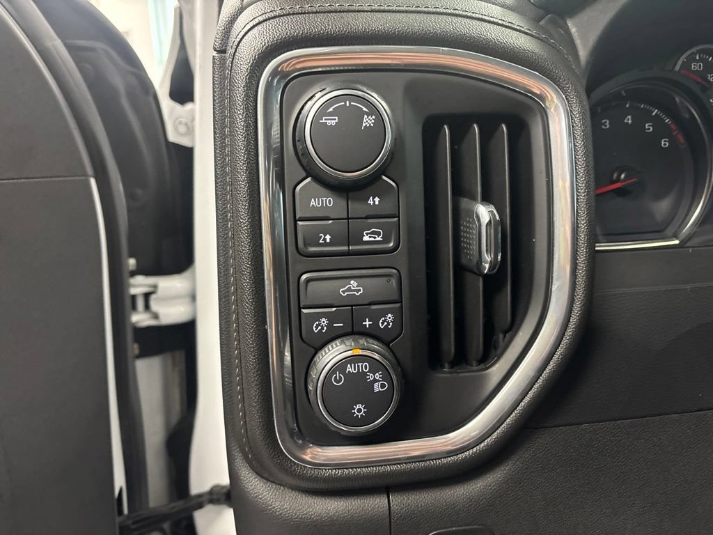 Used 2019 Chevrolet Silverado 1500 LT w/ All-Star Edition AWD/4WD image 19