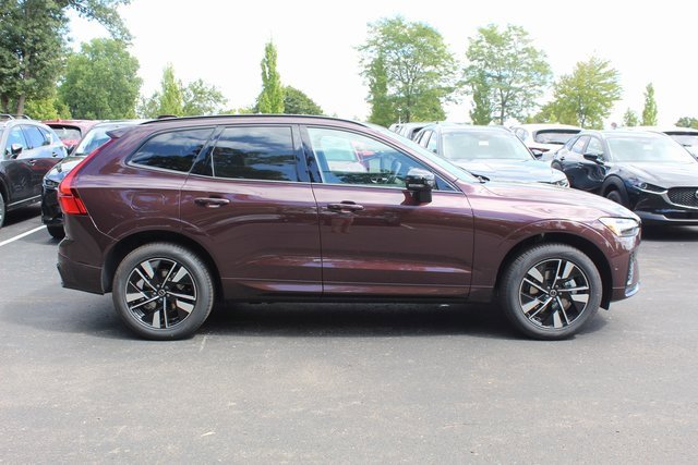 New 2026 Volvo XC60 B5 Plus w/ Protection Package Premier image 2