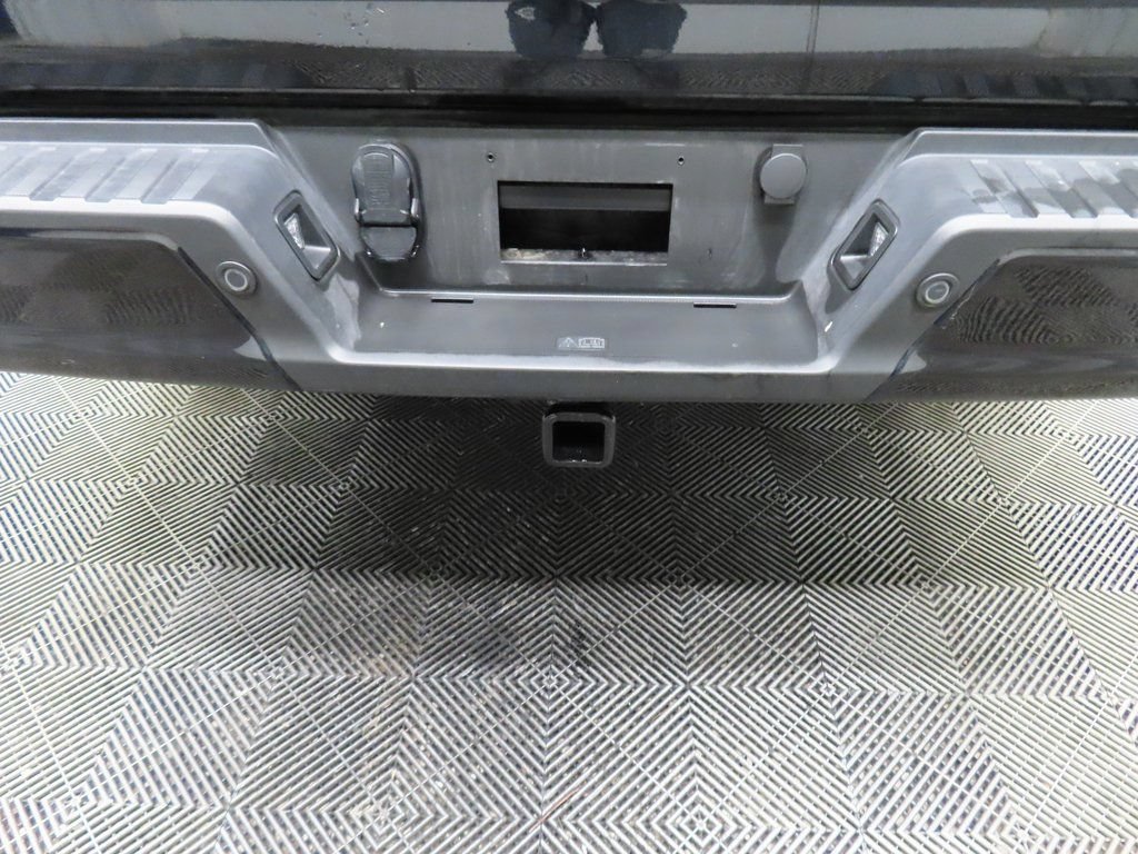 Used 2025 Ford F150 Lariat AWD/4WD image 37
