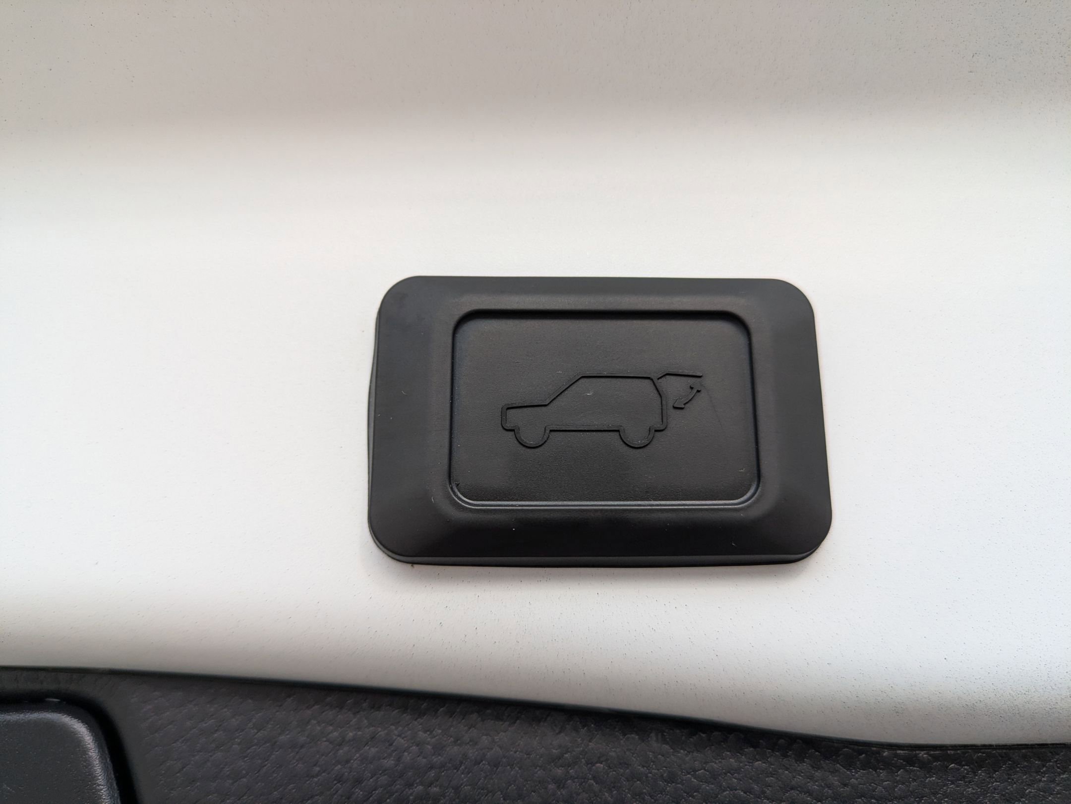 Used 2023 Toyota RAV4 SE w/ Convenience Package image 31