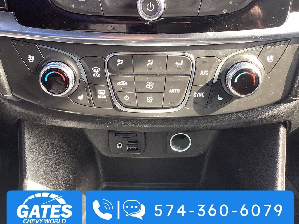 Used 2023 Chevrolet Traverse Premier image 23