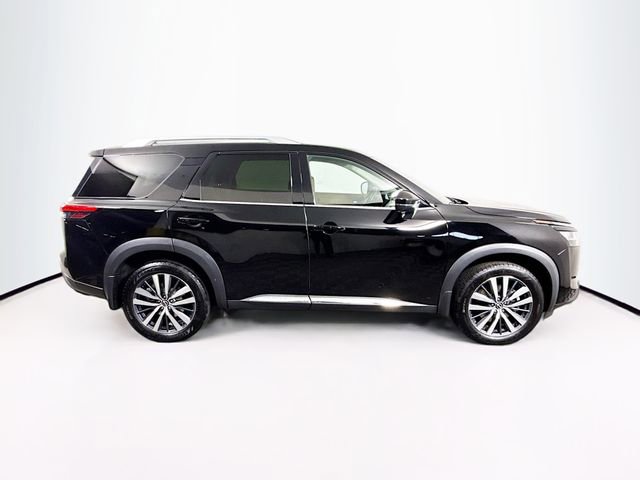 Certified 2022 Nissan Pathfinder Platinum w/ Cargo Package image 9