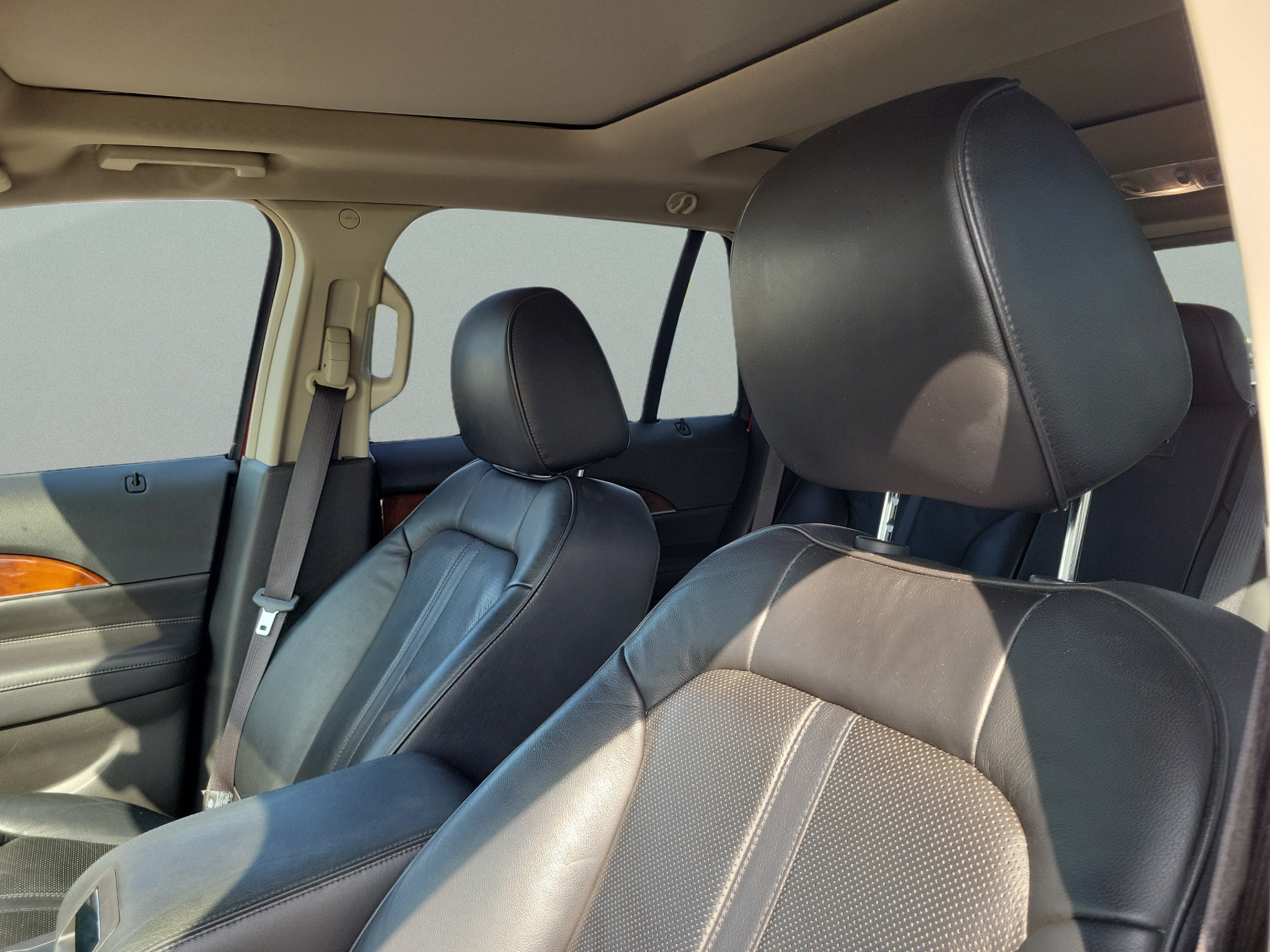 Used 2013 Lincoln MKX FWD image 28