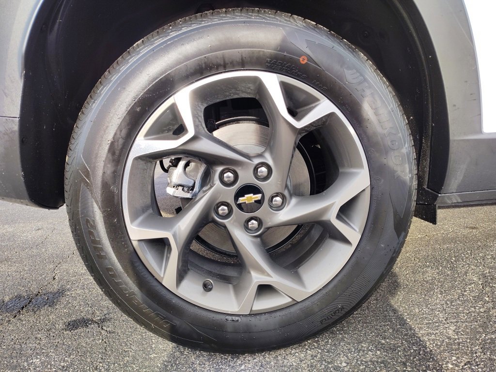 New 2026 Chevrolet Trax LT image 8