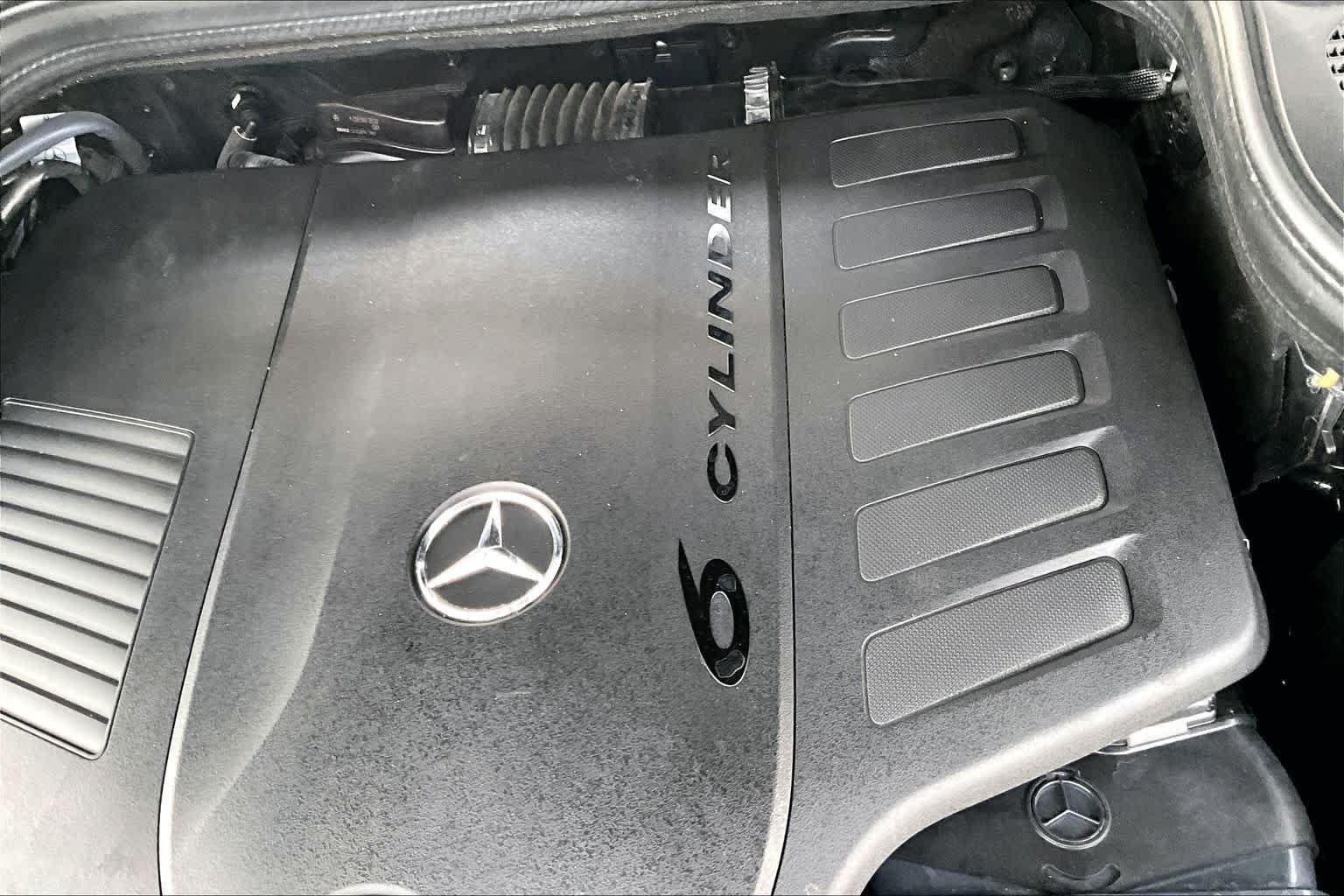 Used 2020 Mercedes-Benz GLS 450 4MATIC image 33