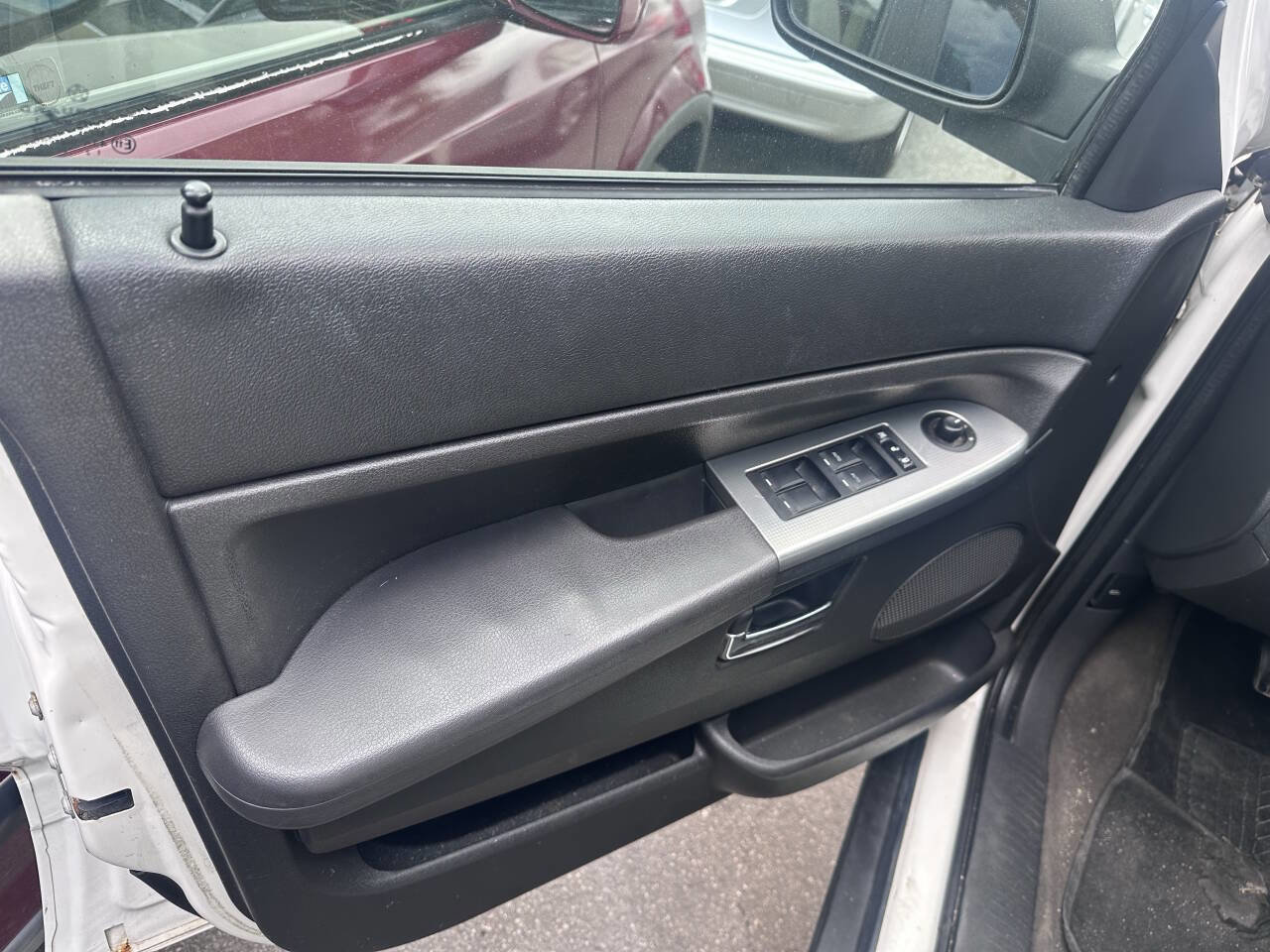 Used 2009 Jeep Grand Cherokee Laredo image 20