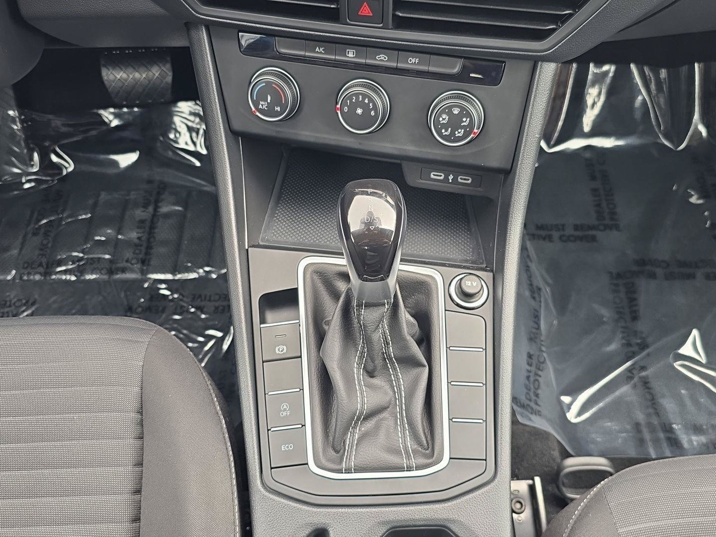 Certified 2024 Volkswagen Jetta S FWD image 17