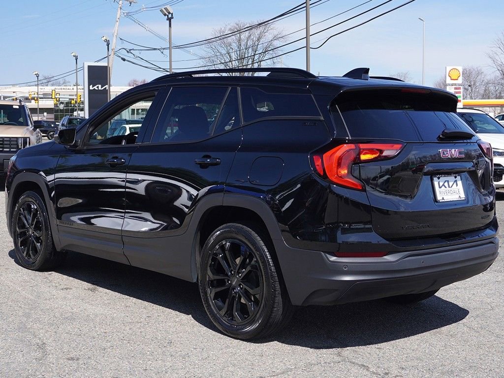 Used 2020 GMC Terrain SLE w/ Driver Convenience Package image 10
