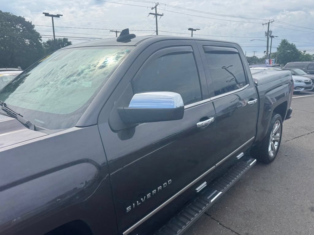 Used 2016 Chevrolet Silverado 1500 LTZ w/ LTZ Plus Package AWD/4WD image 9