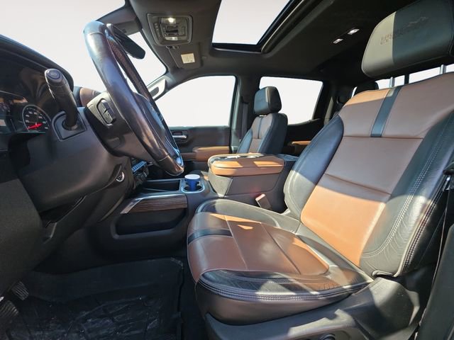 Used 2019 Chevrolet Silverado 1500 High Country w/ Technology Package image 9