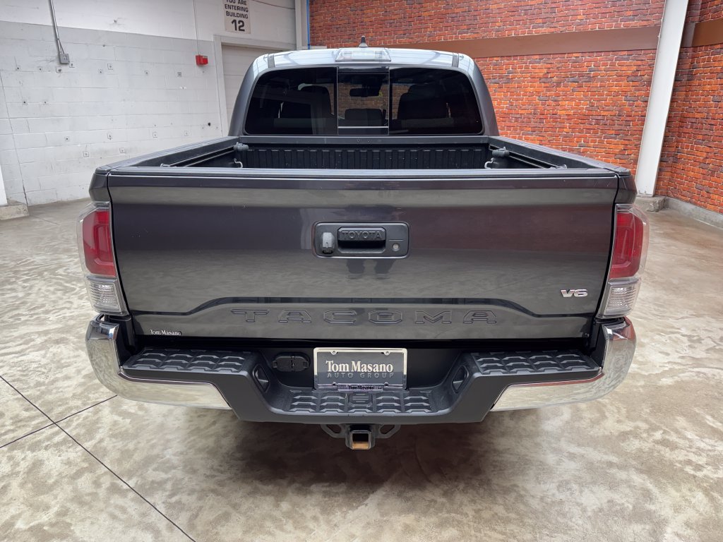 Used 2021 Toyota Tacoma TRD Off-Road AWD/4WD image 4