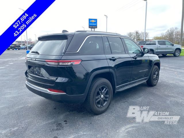 Used 2023 Jeep Grand Cherokee Laredo image 7