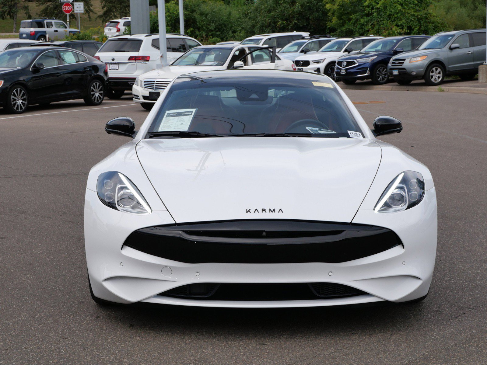 Used 2025 Karma Revero Luxury RWD image 2