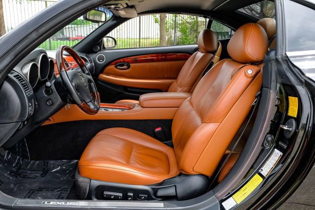 Used 2007 Lexus SC 430 Convertible image 5