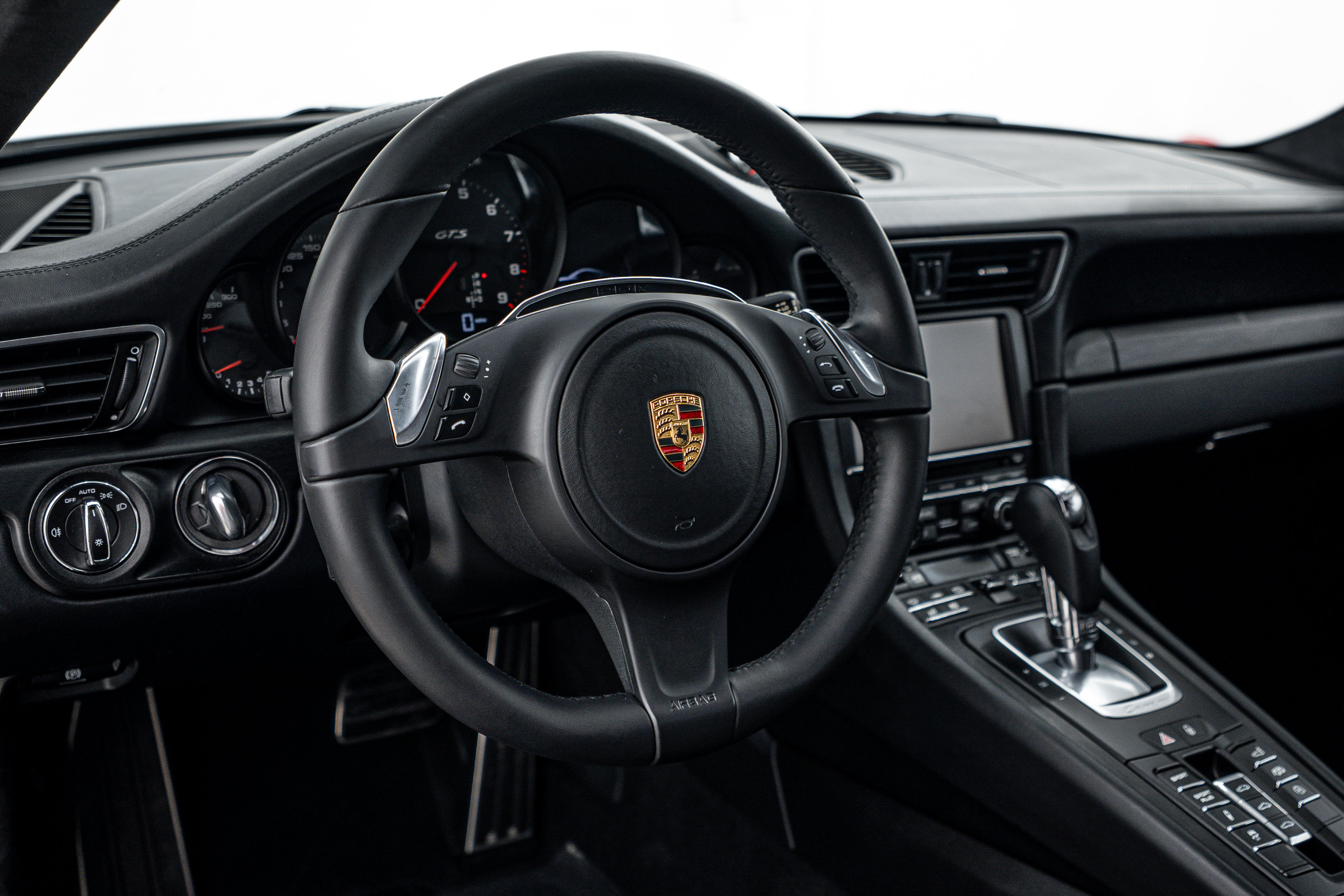 Certified 2015 Porsche 911 Carrera GTS w/ Bose Audio Package RWD image 19