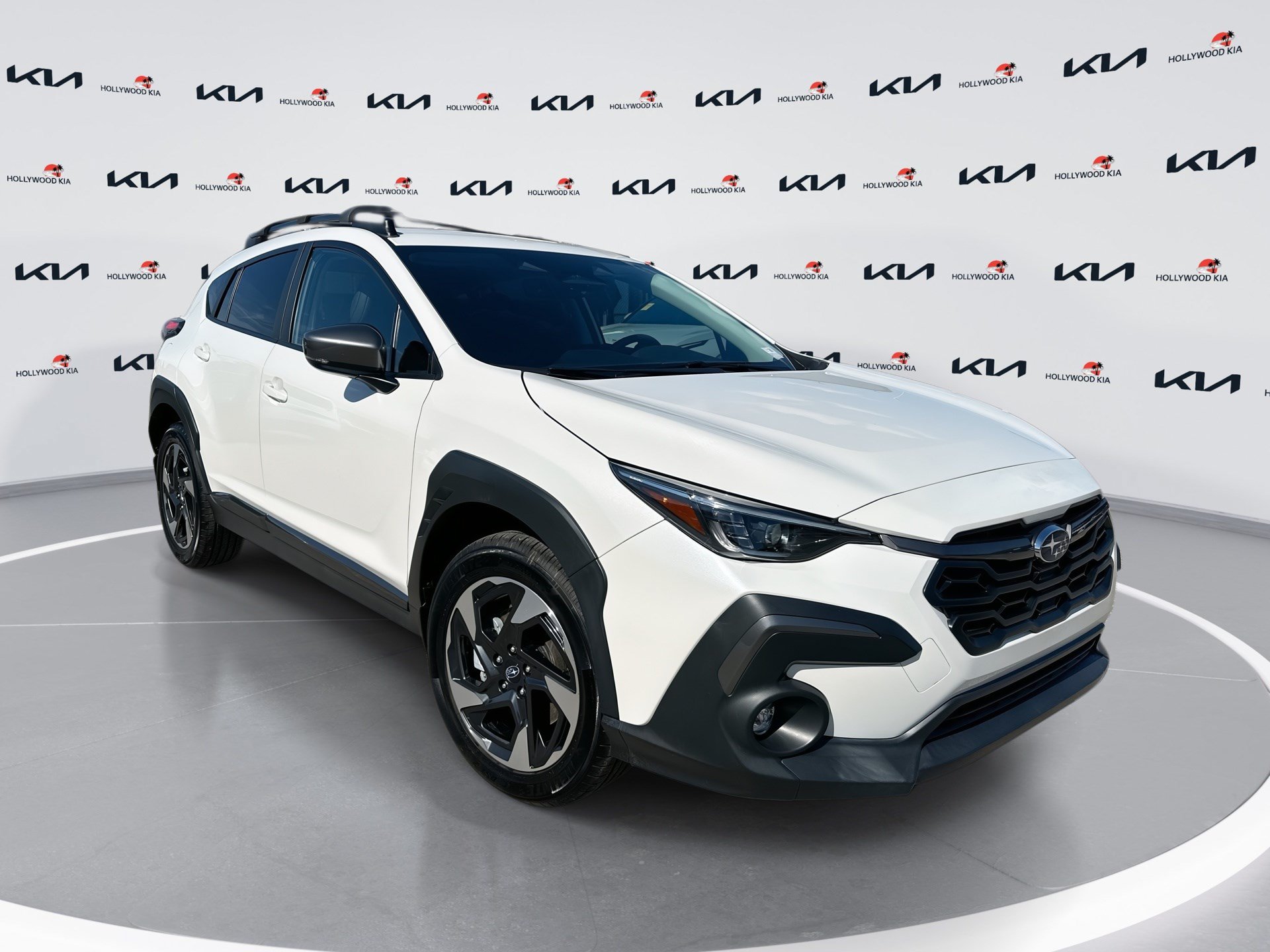 Used 2024 Subaru Crosstrek 2.5i Limited AWD/4WD image 1