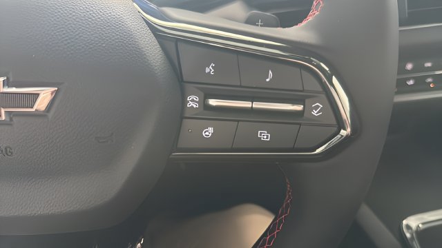New 2027 Chevrolet Equinox RS FWD image 14