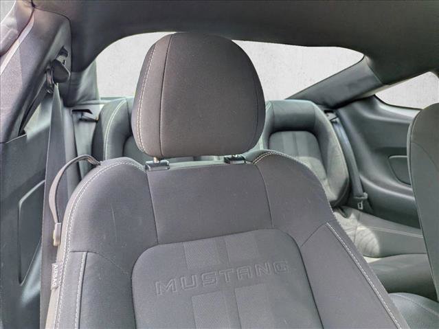 Used 2018 Ford Mustang GT RWD image 14