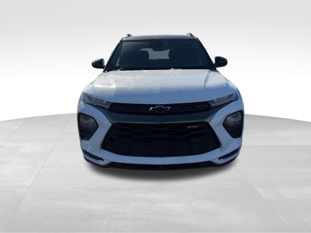 Used 2021 Chevrolet TrailBlazer RS w/ Sun and Liftgate Package image 3