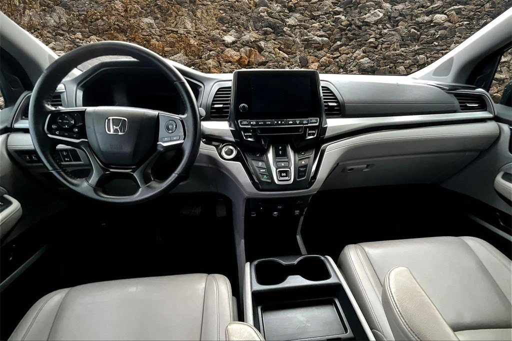 Used 2023 Honda Odyssey Touring image 14