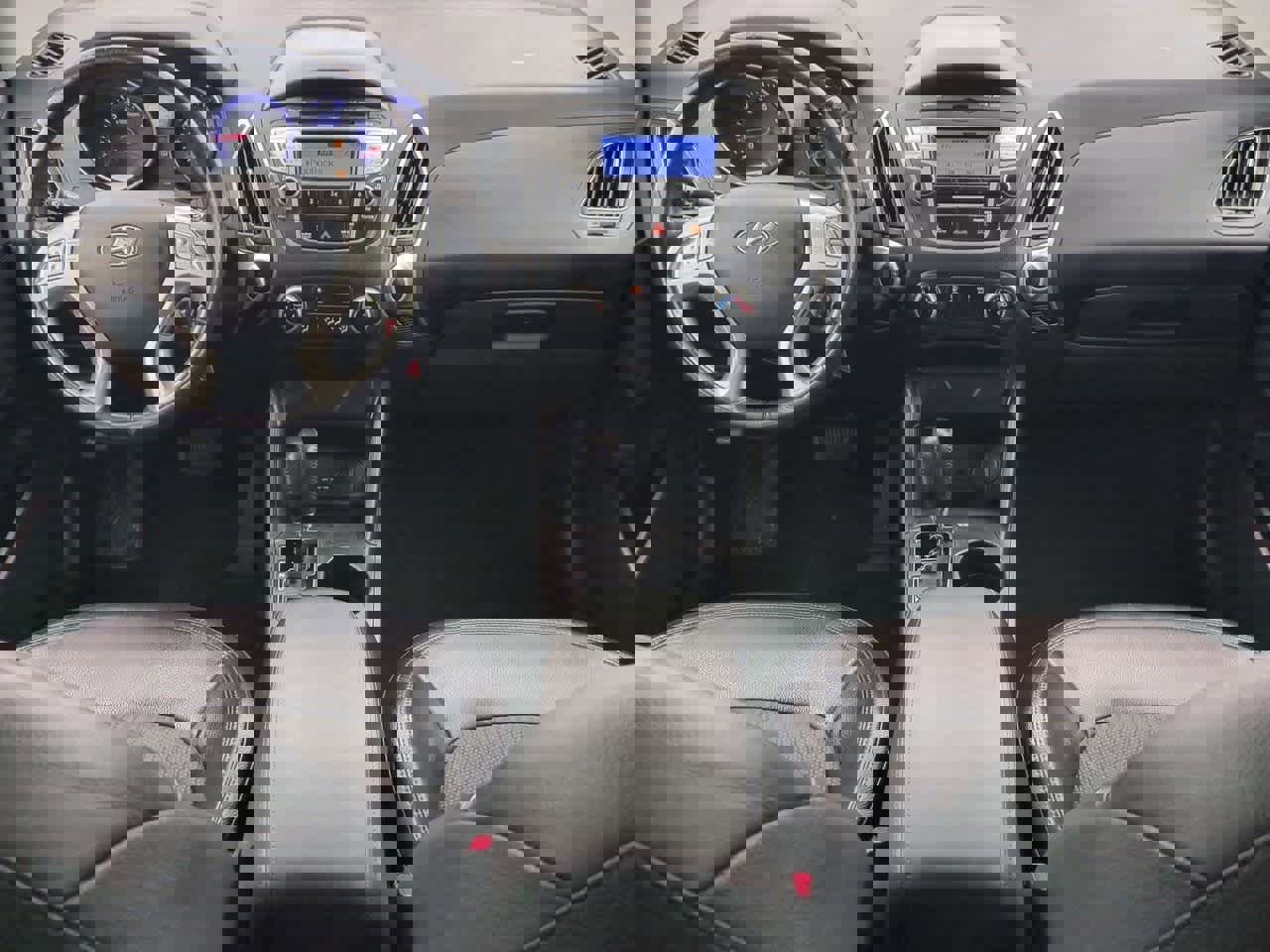 Used 2012 Hyundai Tucson GLS image 14