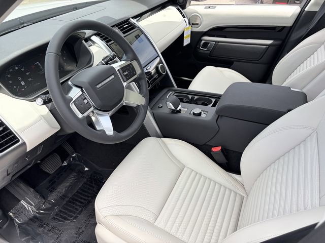 New 2026 Land Rover Discovery S AWD/4WD image 6
