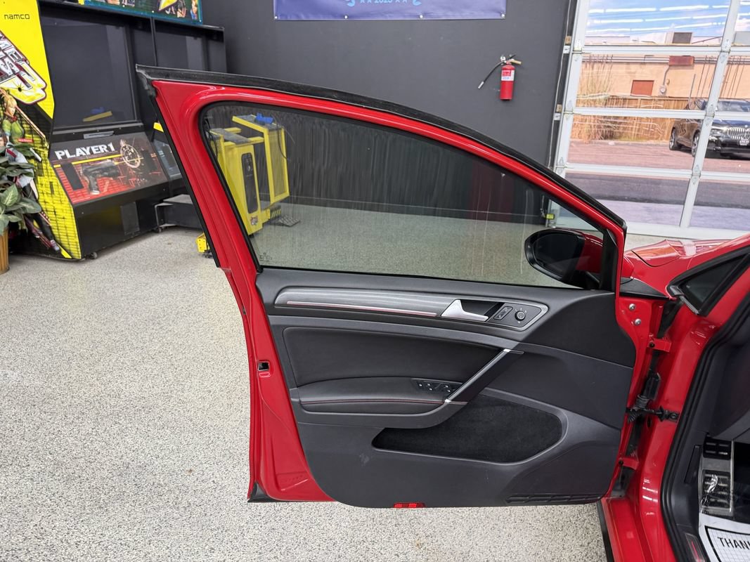 Used 2019 Volkswagen GTI SE FWD image 8