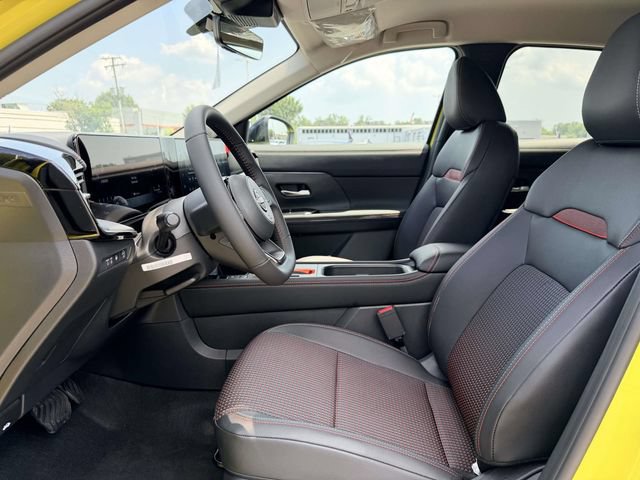 New 2026 Nissan Kicks SR w/ Interior Electronics Package FWD image 16