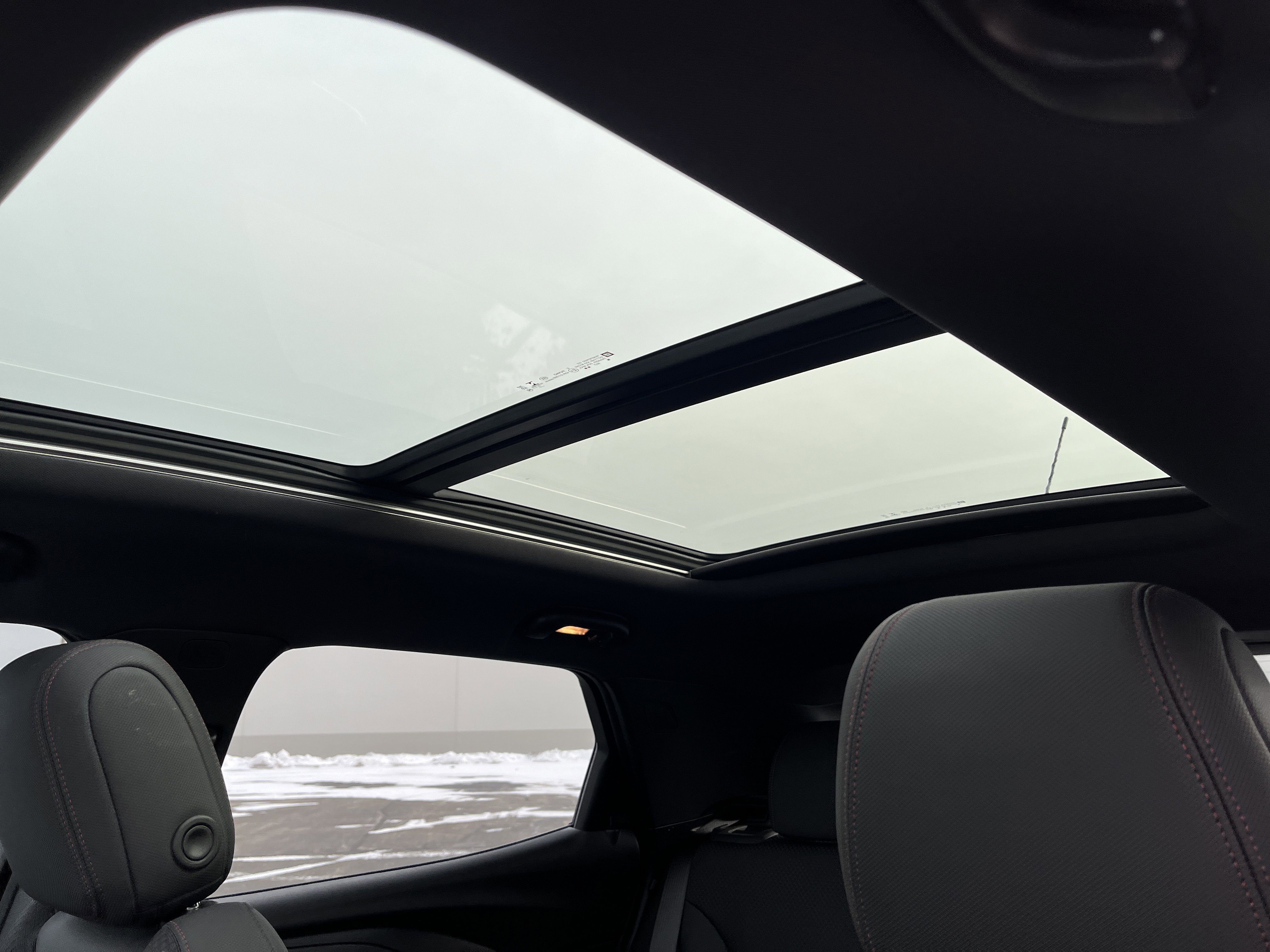 Used 2023 Chevrolet TrailBlazer RS w/ Sun and Liftgate Package image 32