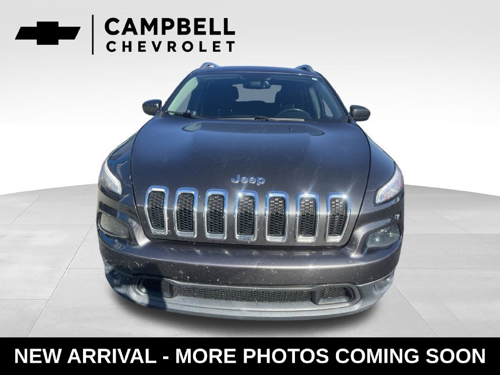 Used 2015 Jeep Cherokee Latitude w/ Comfort/Convenience Group AWD/4WD image 8
