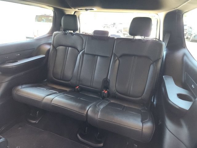 Used 2022 Jeep Wagoneer Series III w/ Flexible Seating Group AWD/4WD image 22